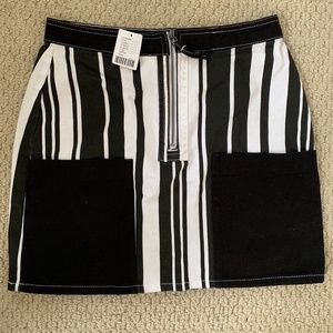 Urban Outfitter's Funky Black&White skirt